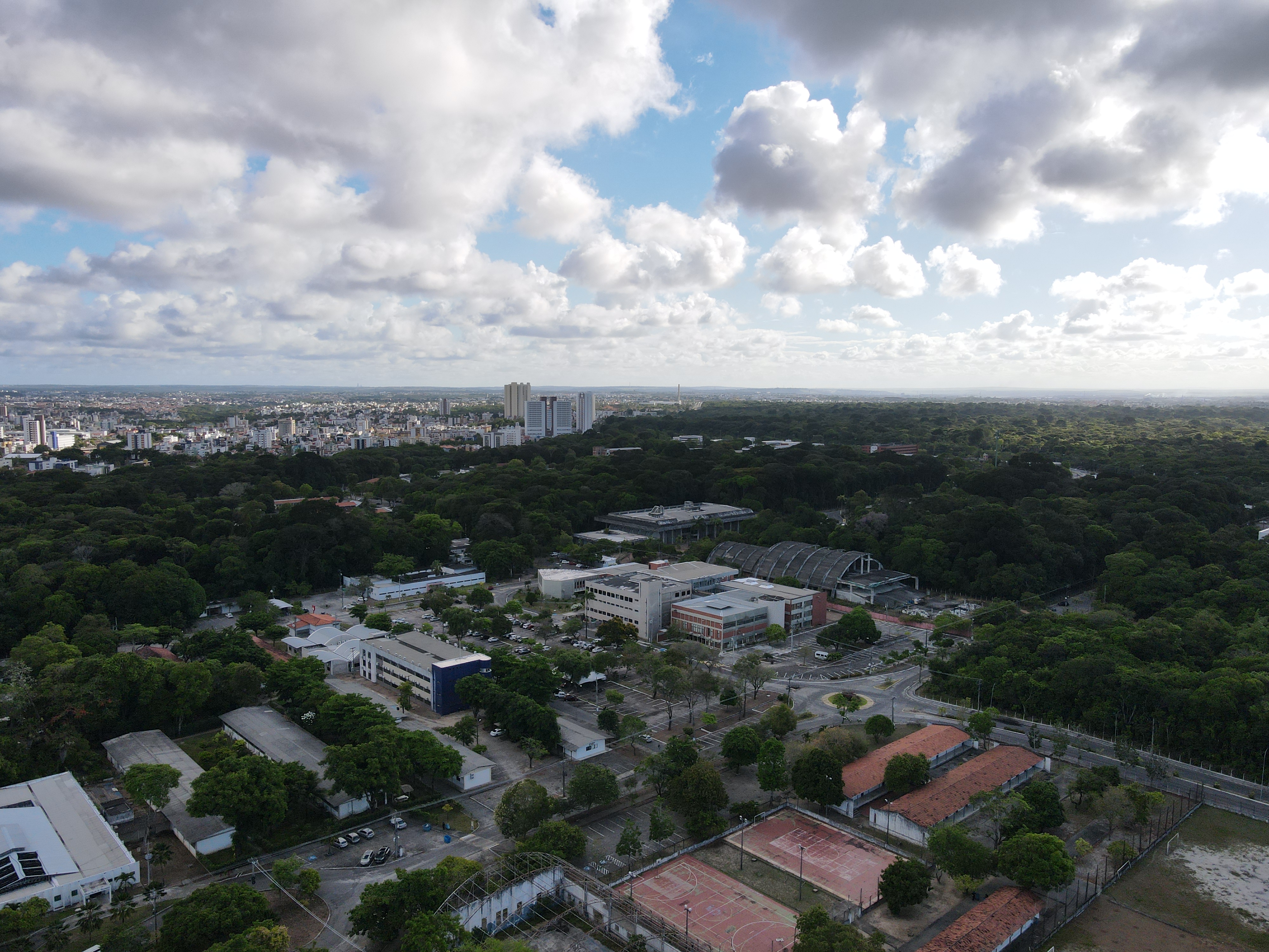 UFPB DIVULGA EDITAL COM REGRAS PARA COMPROVAÇÃO DE USO DO AUXÍLIO MORADIA EM DESPESAS COM HABITAÇÃO Foto: Oriel Farias